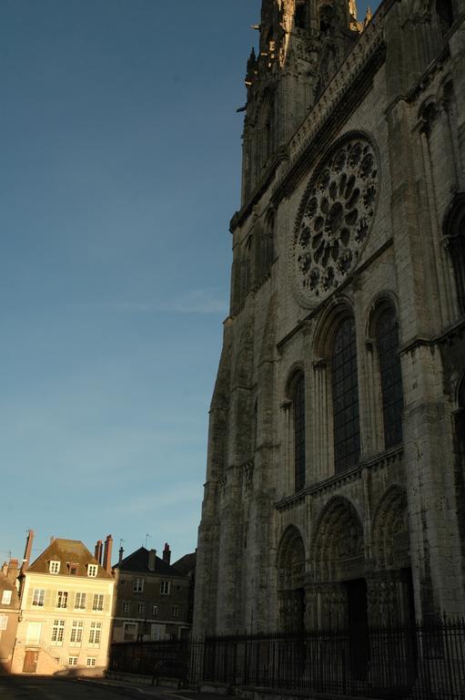 Alojamento de Acomodação e Pequeno-almoço Le Parvis Chartres
